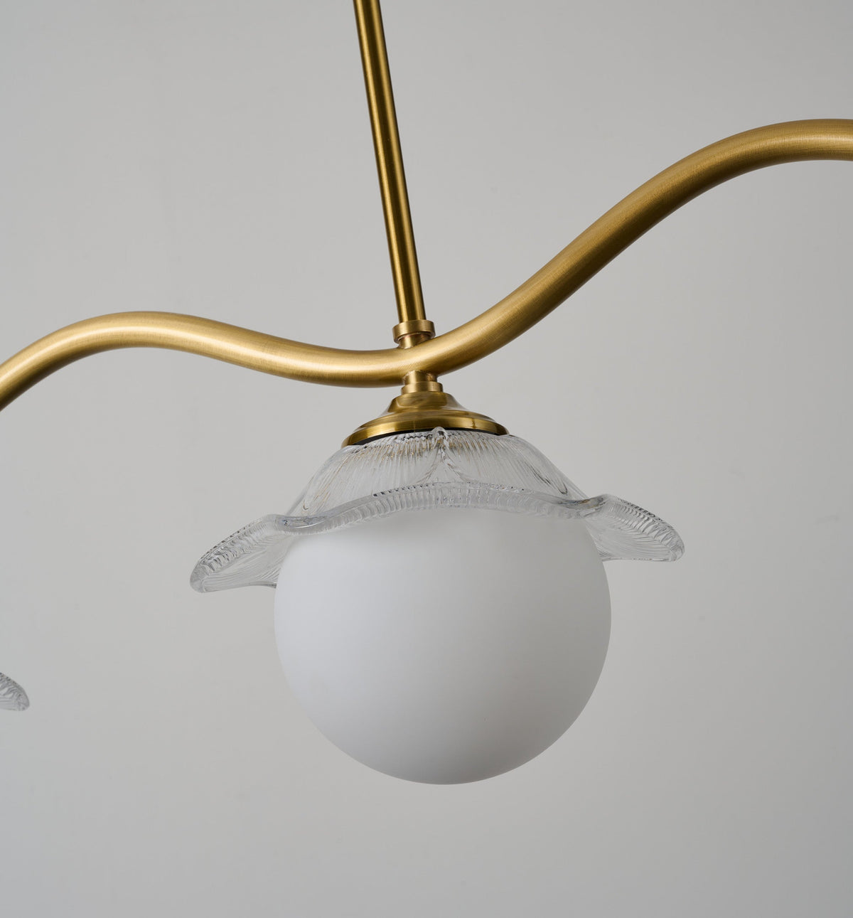 
Mirelune Opal Globe Linear Chandelier